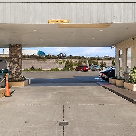Heritage Inn Express הייווארד מראה חיצוני תמונה