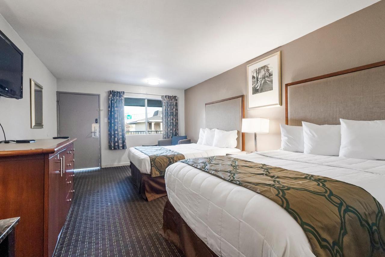 Heritage Inn Express הייווארד מראה חיצוני תמונה