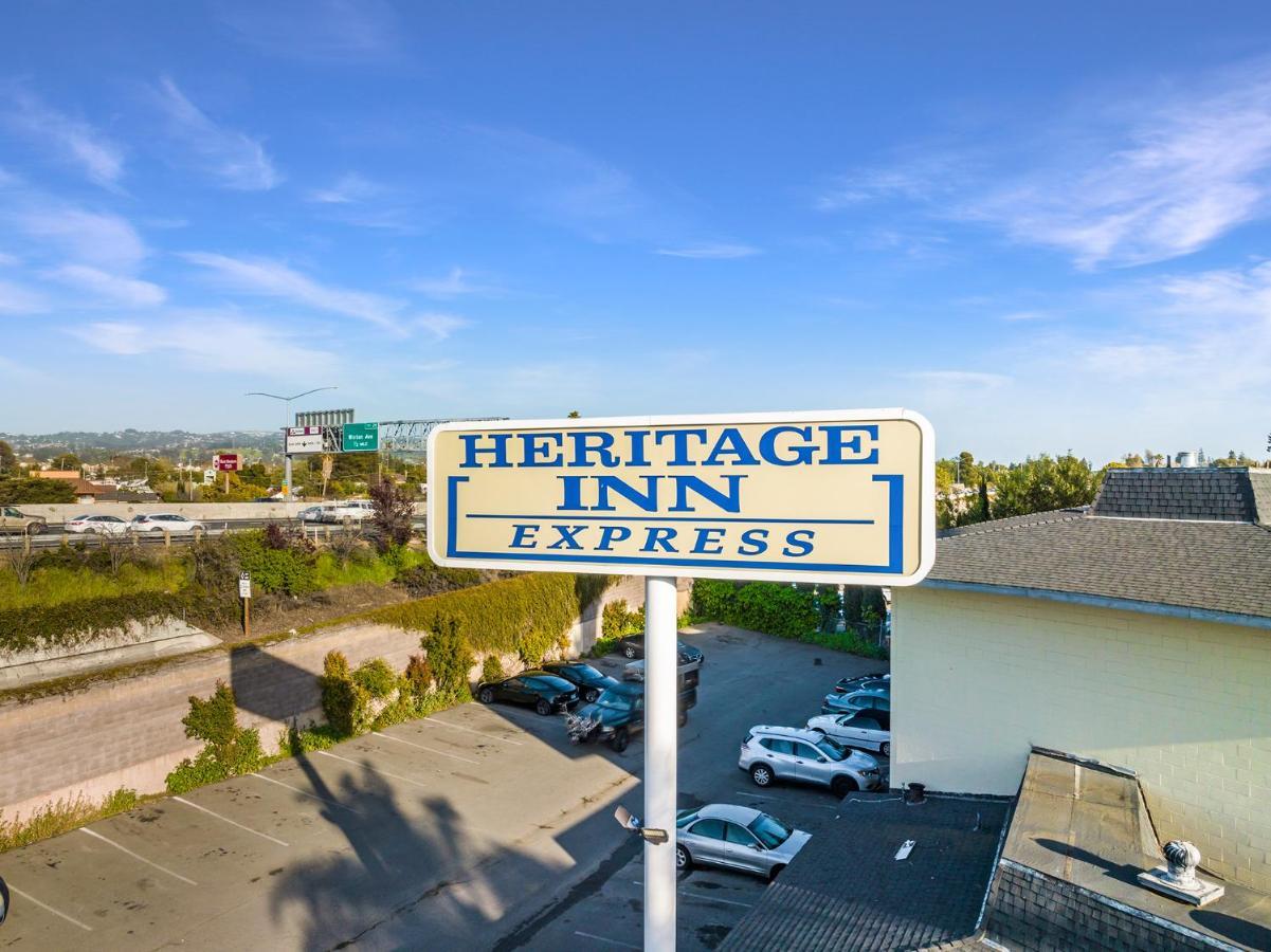 Heritage Inn Express הייווארד מראה חיצוני תמונה