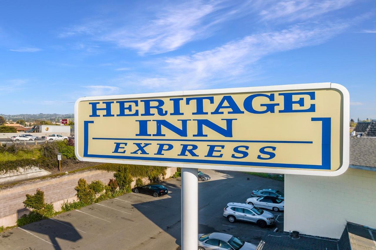 Heritage Inn Express הייווארד מראה חיצוני תמונה