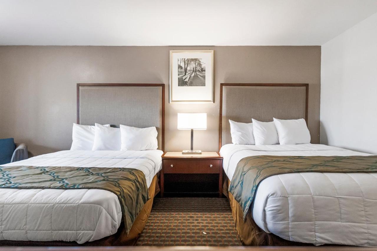 Heritage Inn Express הייווארד מראה חיצוני תמונה