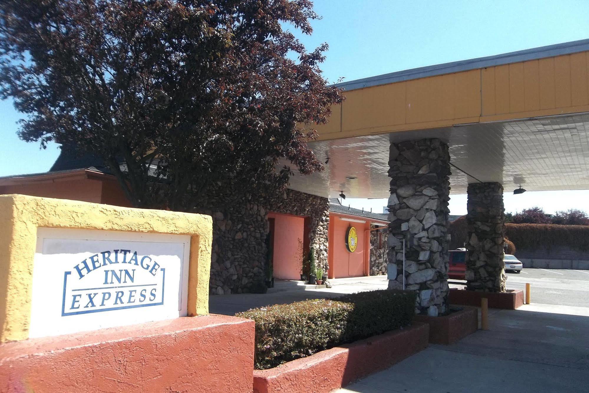 Heritage Inn Express הייווארד מראה חיצוני תמונה